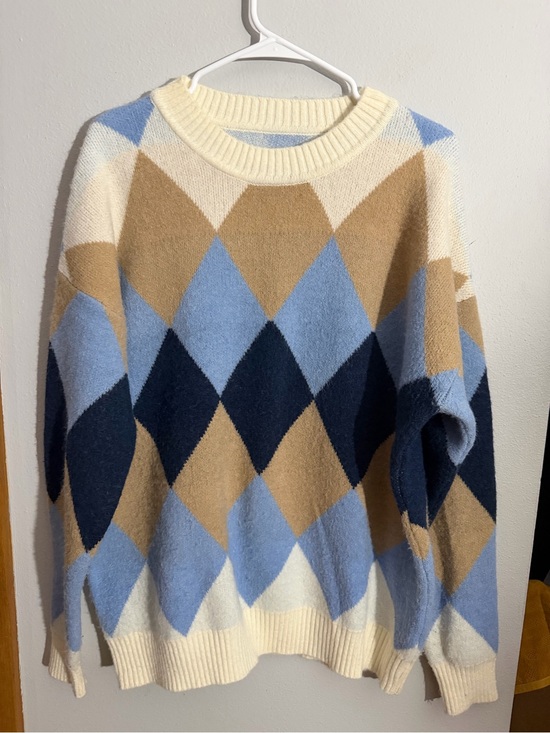 The Unbranded Brand Other - Men's Argyle Crewneck Sweater in Cream, Light Blue & Navy